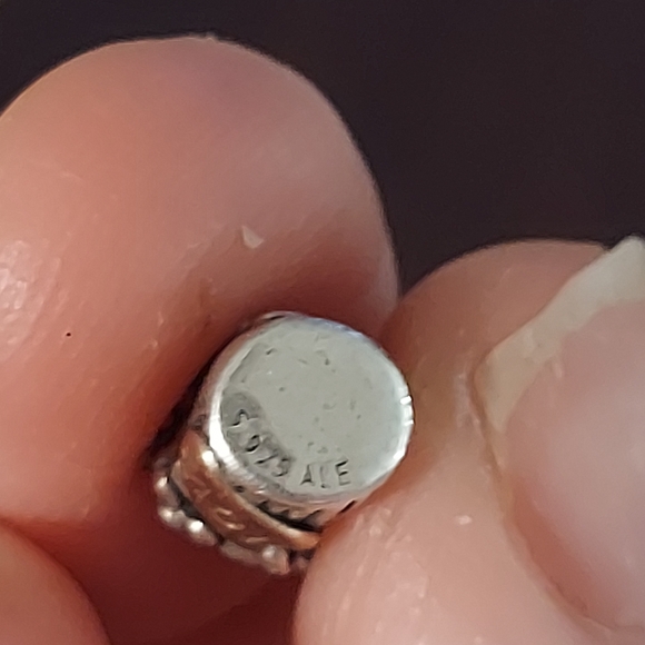 Pandora Basket Of Flowers Charm - Picture 3 of 6